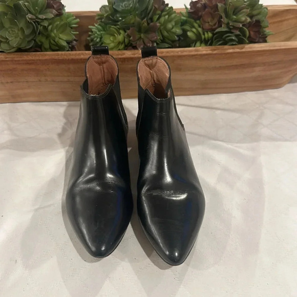 Madewell the Nico Boot boots in black Chelsea bootie patent leather size 6 EUC - Picture 2 of 7